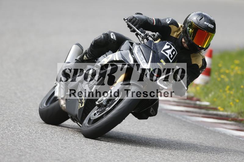 /37 28.07.2025 Dunlop Ride und Test Day ADR/Trackday Erfahren gelb Trackday schnell  rot/29
